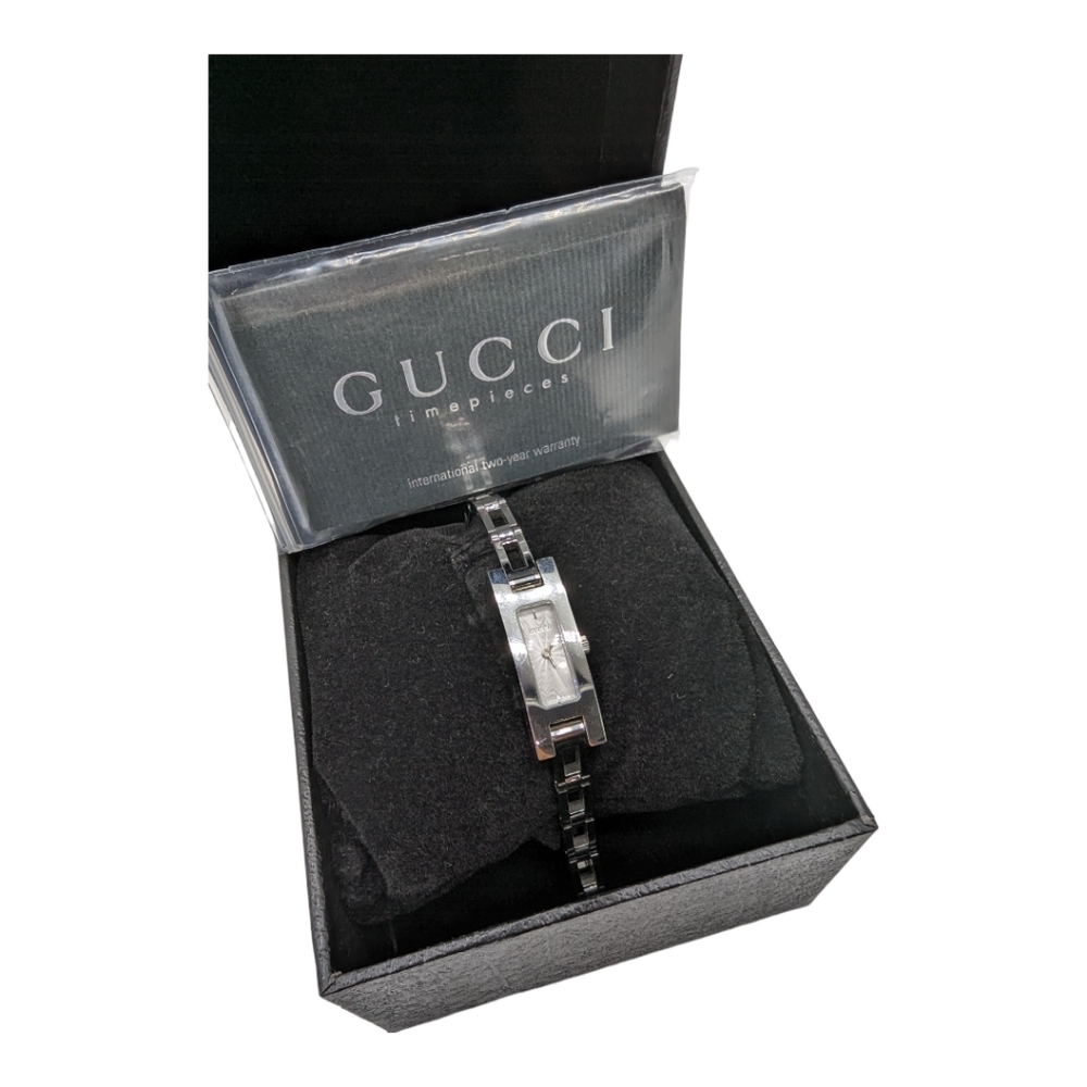 GUCCI Gucci Silver Stainless Steel 3900L Women's Wristwatch